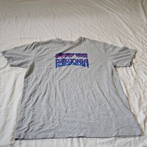 Mens Large Patagonia T-Shirt
